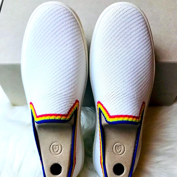 *Limited Edition* Rothy's The Sneaker
WHITE RAINBOW SIZE: 9.5 - Picture 2 of 8